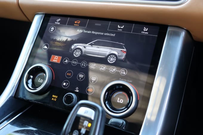 2025 Land Rover Range Rover Sport