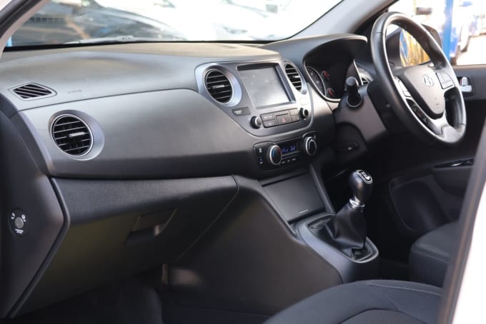 2025 Hyundai I10