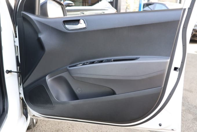 2025 Hyundai I10