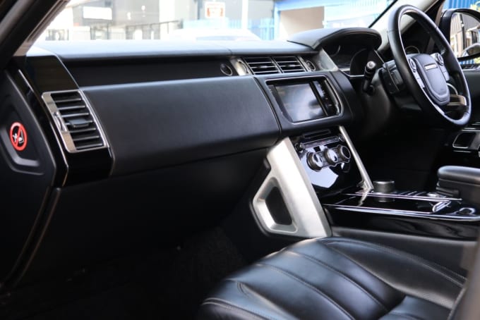2025 Land Rover Range Rover