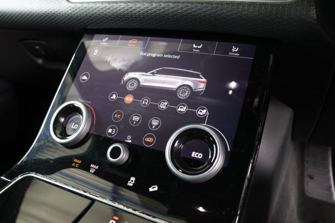 2025 Land Rover Range Rover Velar
