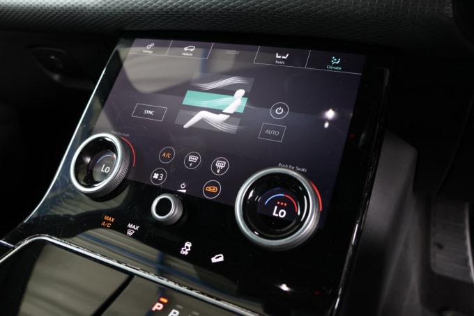 2025 Land Rover Range Rover Velar