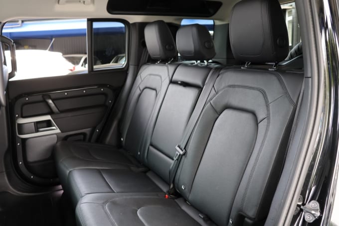 2025 Land Rover Defender