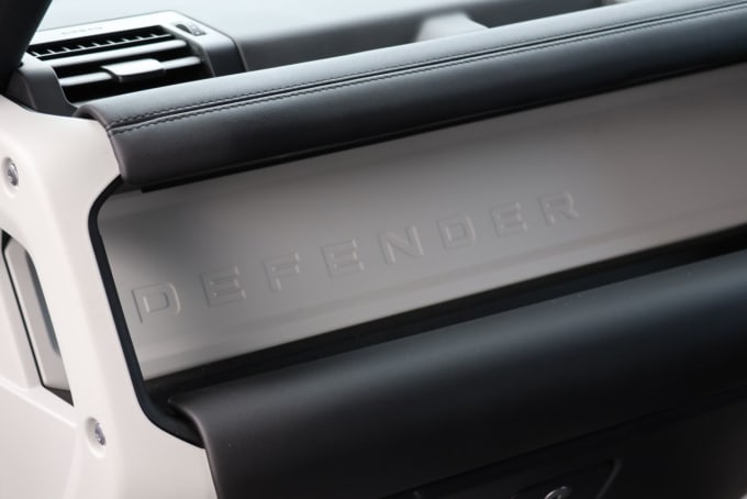 2025 Land Rover Defender