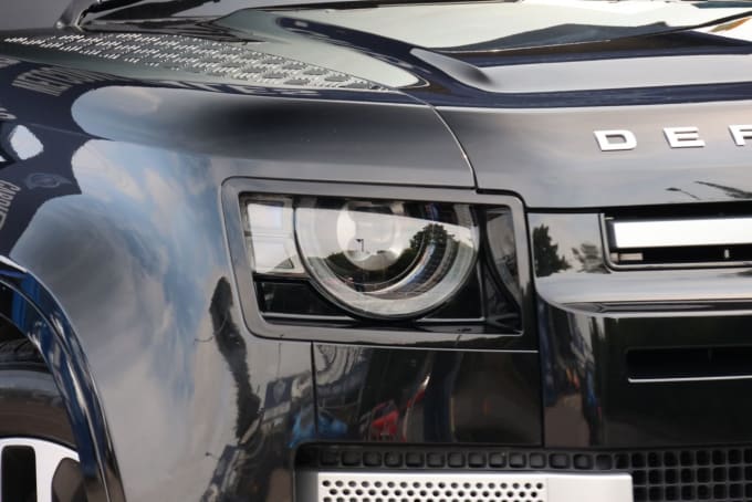 2025 Land Rover Defender