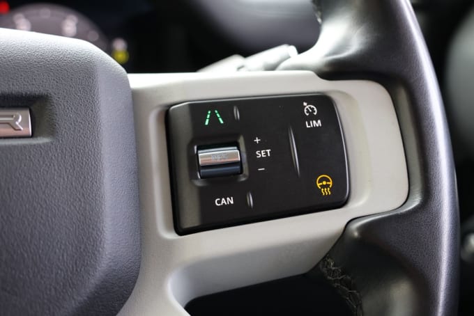 2025 Land Rover Defender