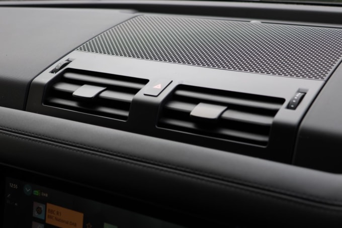 2025 Land Rover Defender