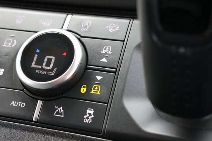 2025 Land Rover Defender