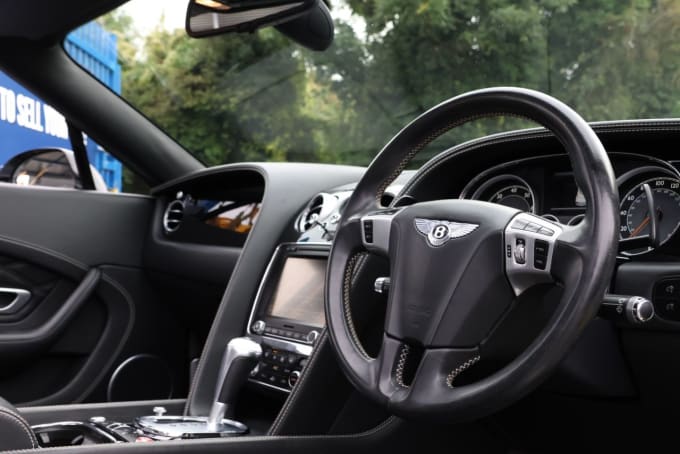 2025 Bentley Continental