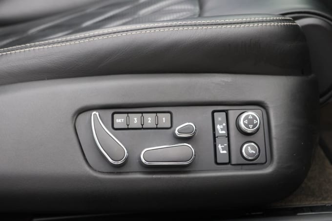 2025 Bentley Continental