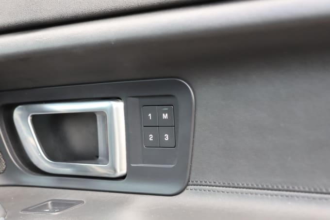 2025 Land Rover Discovery Sport