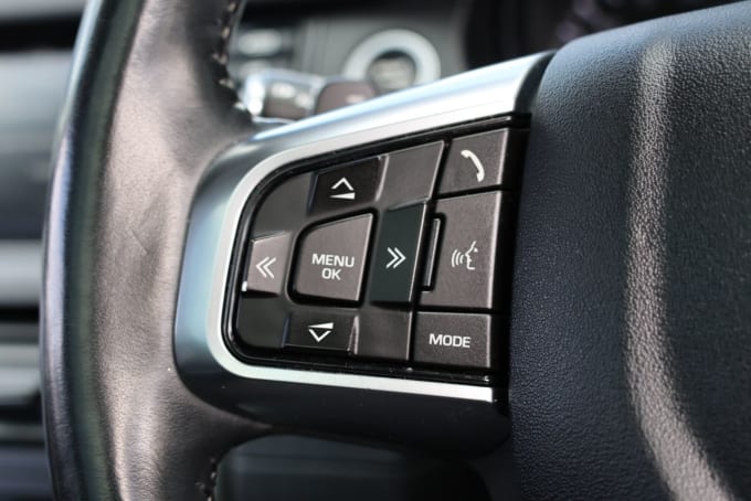 2025 Land Rover Discovery Sport