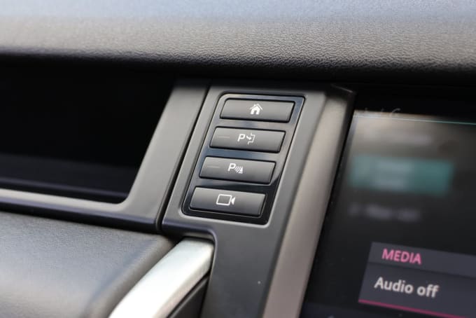 2025 Land Rover Discovery Sport