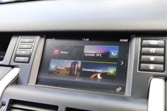2025 Land Rover Discovery Sport