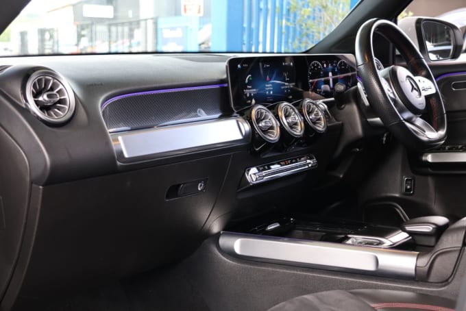 2025 Mercedes-benz Glb