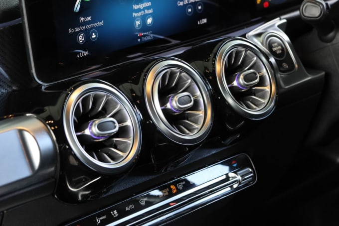 2025 Mercedes-benz Glb