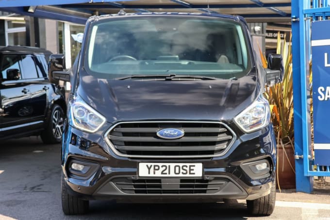 2025 Ford Transit Custom
