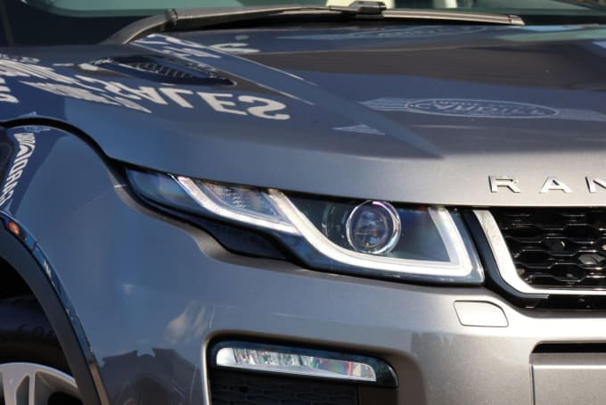 2025 Land Rover Range Rover Evoque