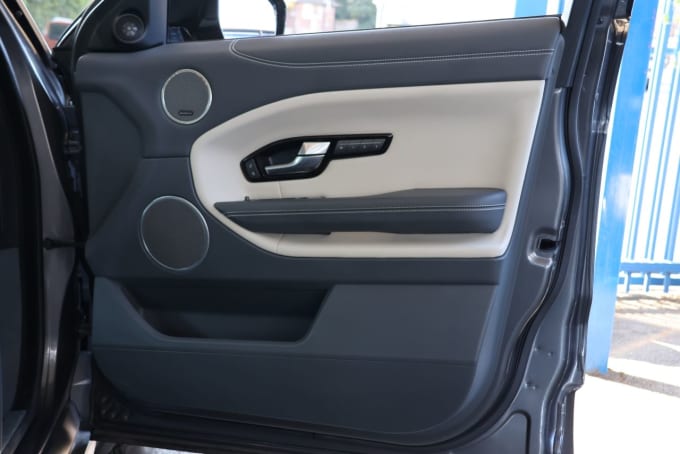 2025 Land Rover Range Rover Evoque