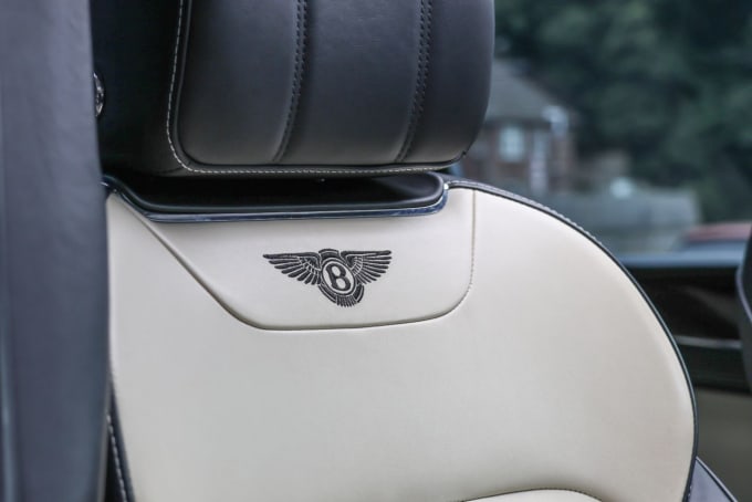2025 Bentley Bentayga