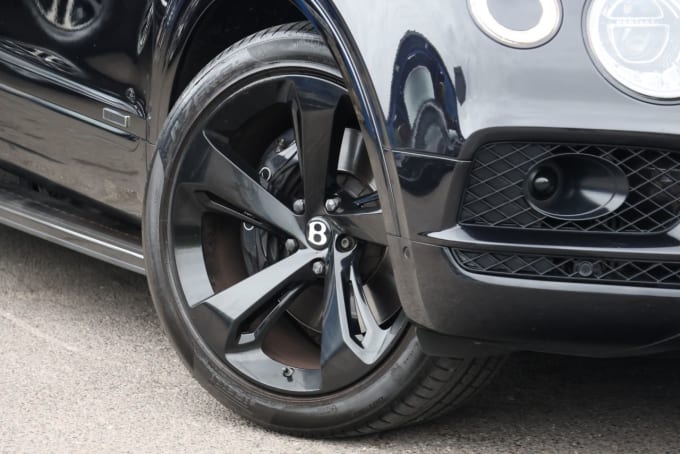 2025 Bentley Bentayga