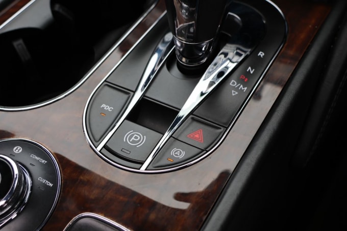 2025 Bentley Bentayga