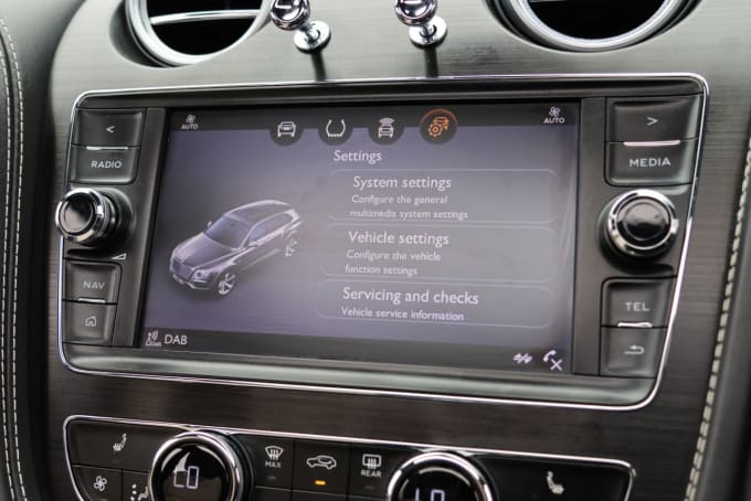 2025 Bentley Bentayga