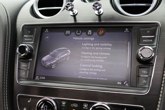 2025 Bentley Bentayga