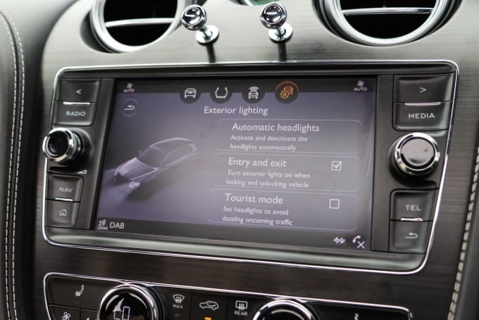 2025 Bentley Bentayga