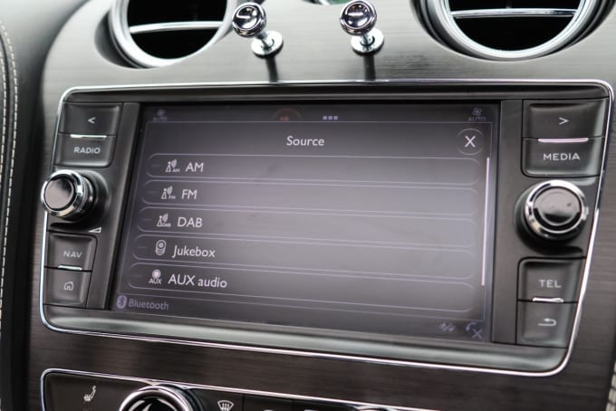 2025 Bentley Bentayga