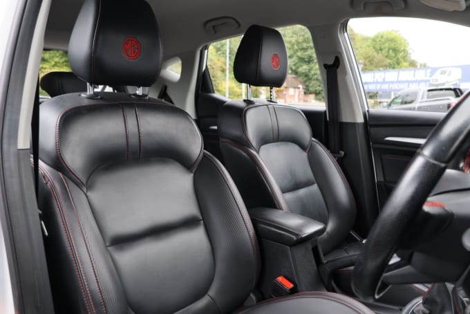 2025 Mg Mg Zs