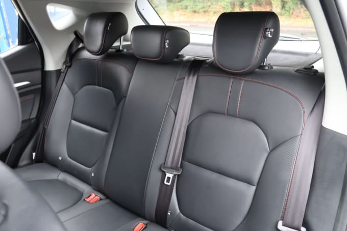 2025 Mg Mg Zs