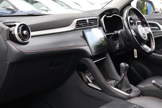 2025 Mg Mg Zs