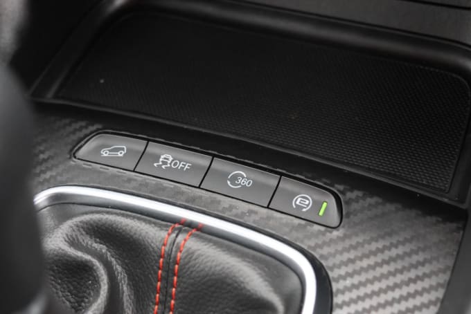 2025 Mg Mg Zs