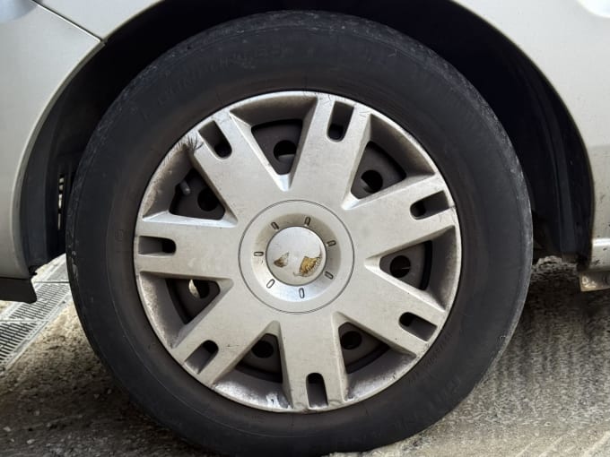2004 Ford Fusion