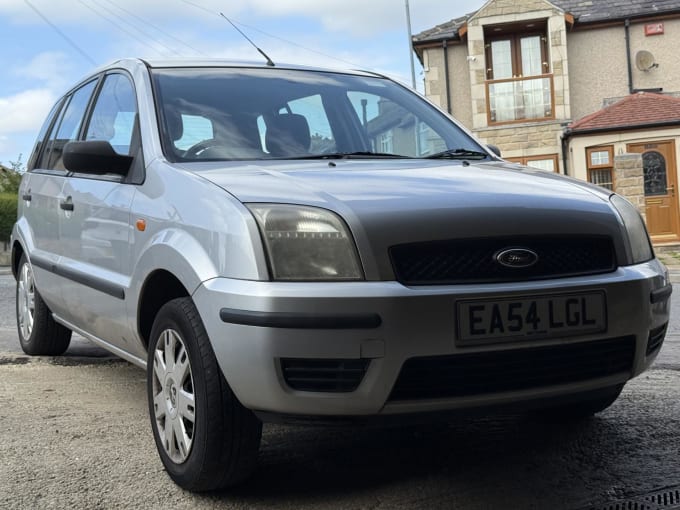 2004 Ford Fusion