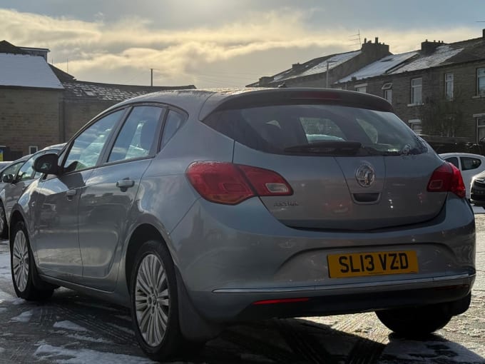 2013 Vauxhall Astra