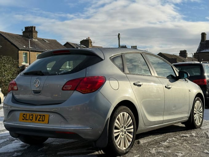 2013 Vauxhall Astra