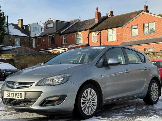 2013 Vauxhall Astra