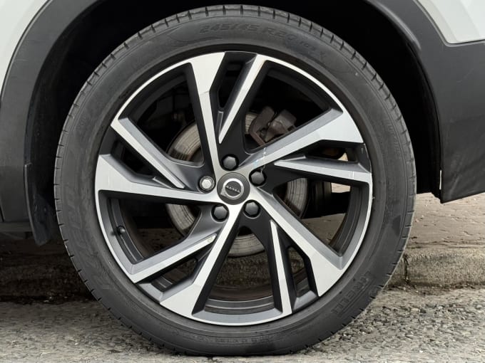 2019 Volvo Xc40