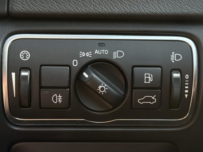 2015 Volvo V60