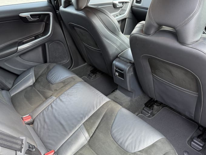 2015 Volvo V60