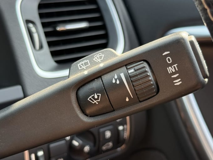 2015 Volvo V60