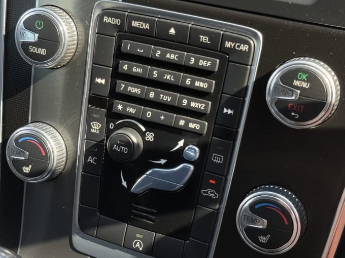 2015 Volvo V60