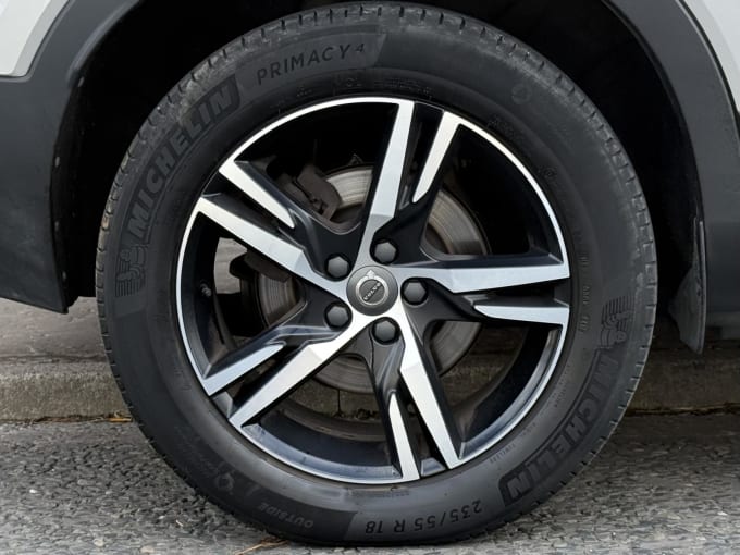 2019 Volvo Xc40