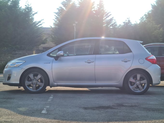 2012 Toyota Auris