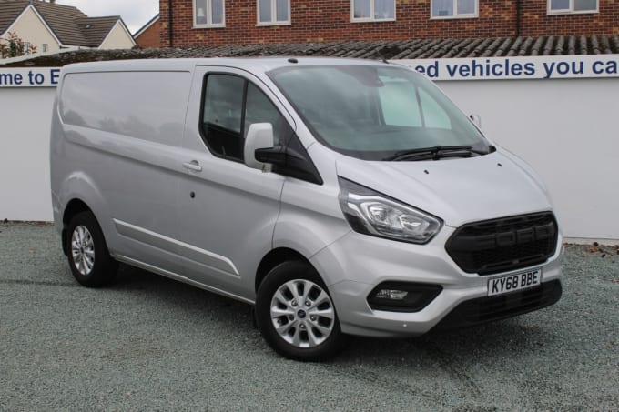 2024 Ford Transit Custom