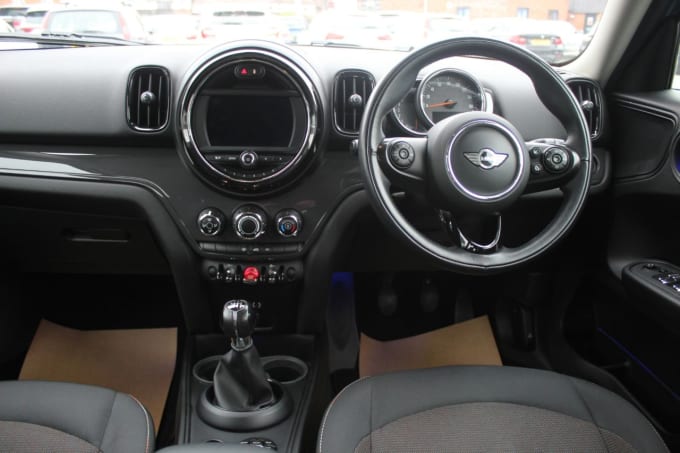 2025 Mini Countryman