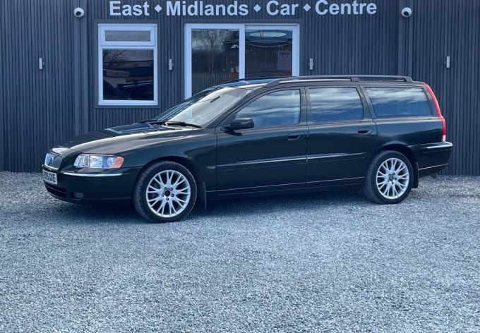 2025 Volvo V70