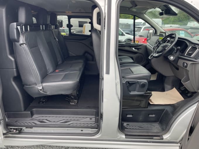 2025 Ford Transit Custom